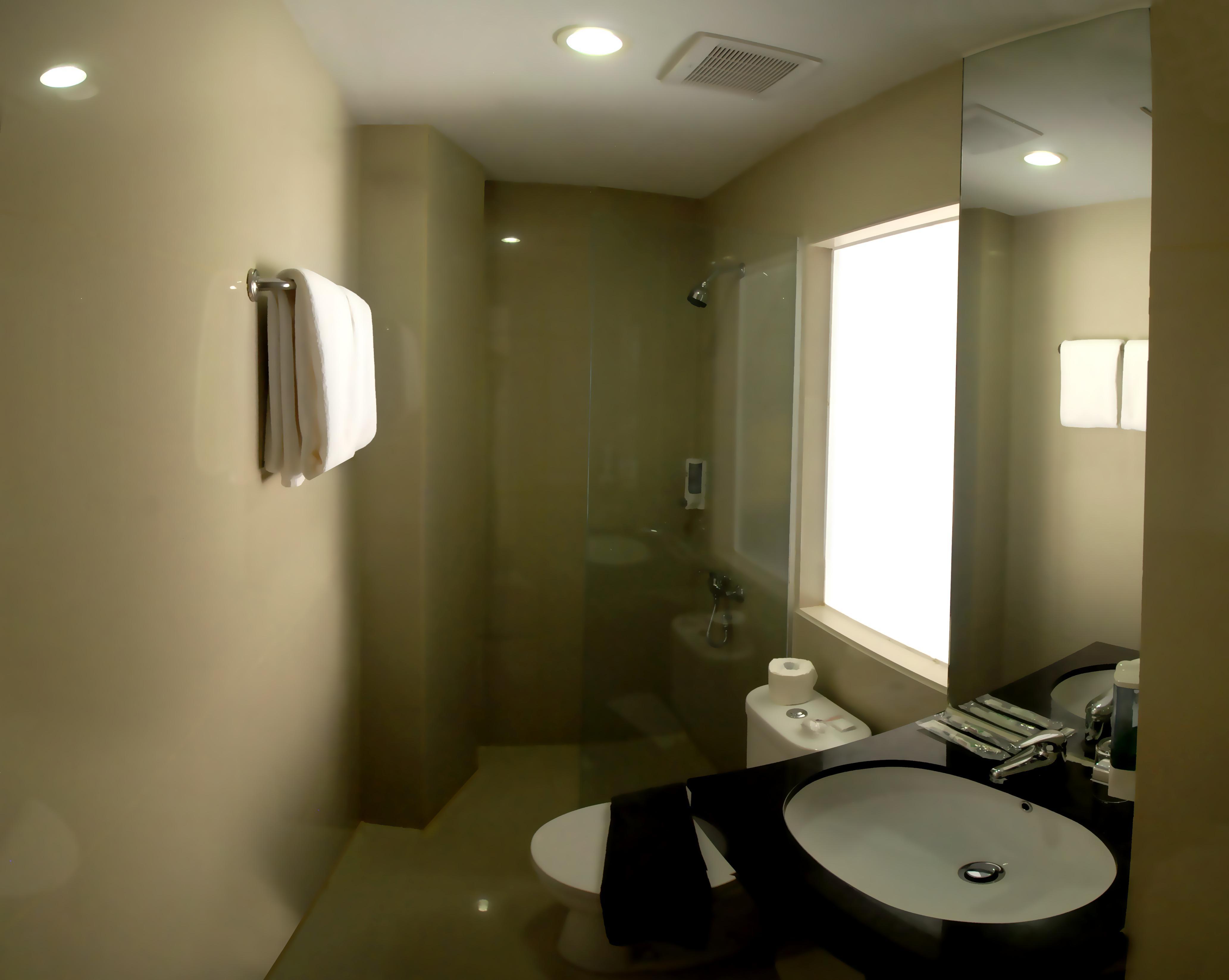Vio Hotel Veteran Bandung Esterno foto