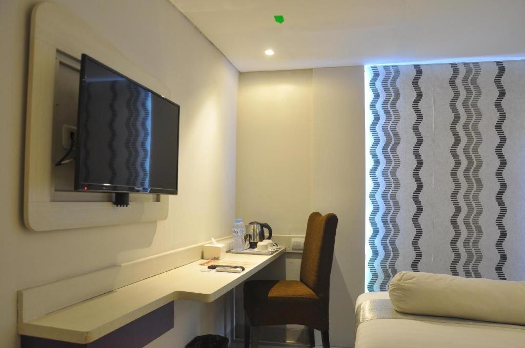 Vio Hotel Veteran Bandung Esterno foto